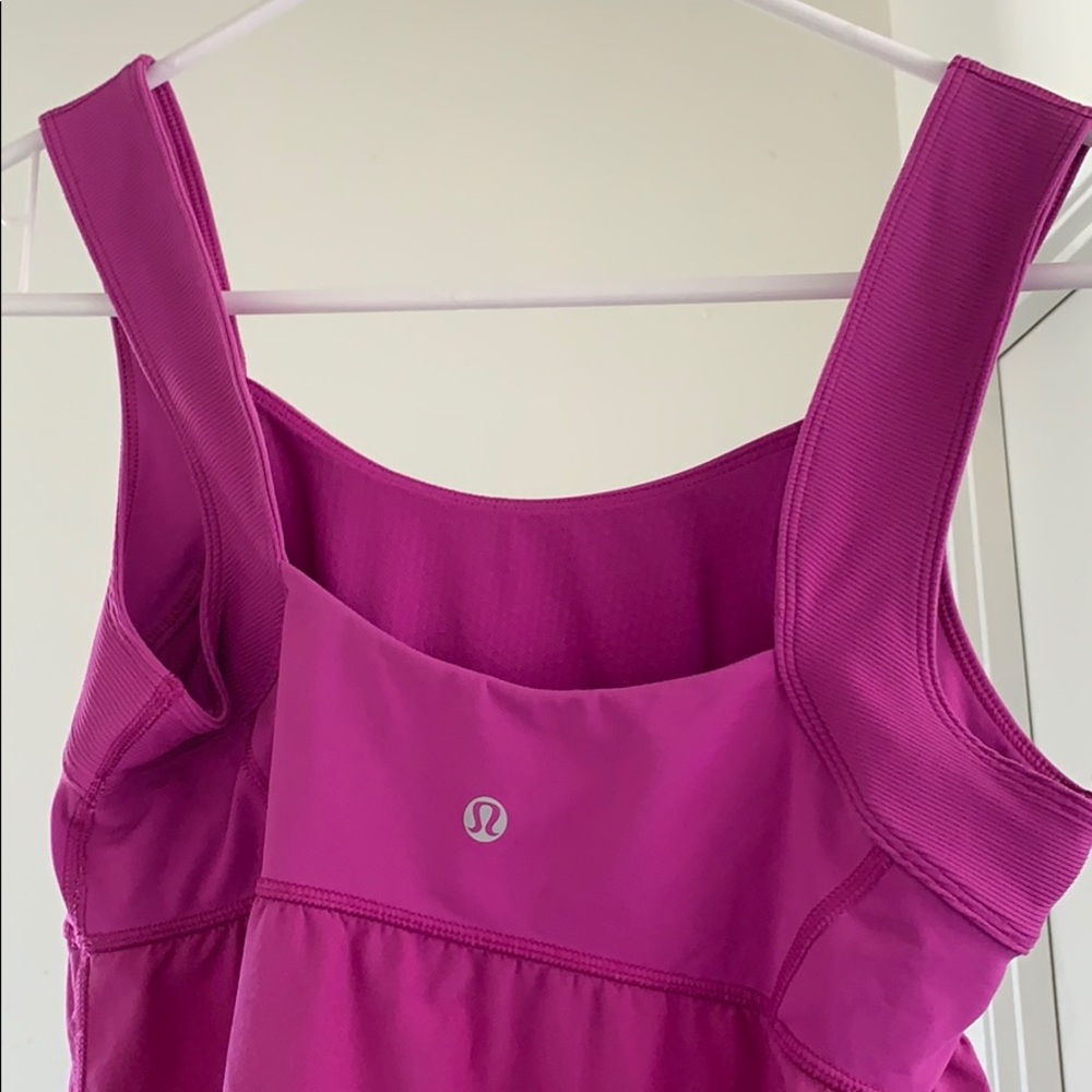 Lululemon yoga top
